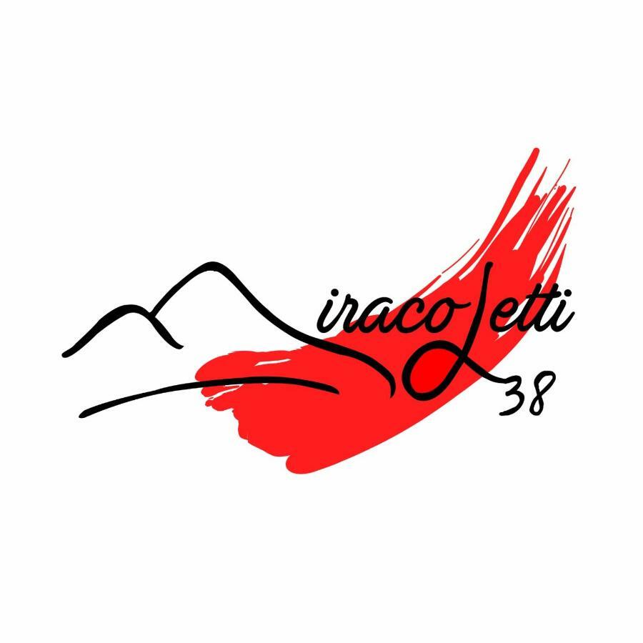 那不勒斯 Miracoletti38酒店 外观 照片
