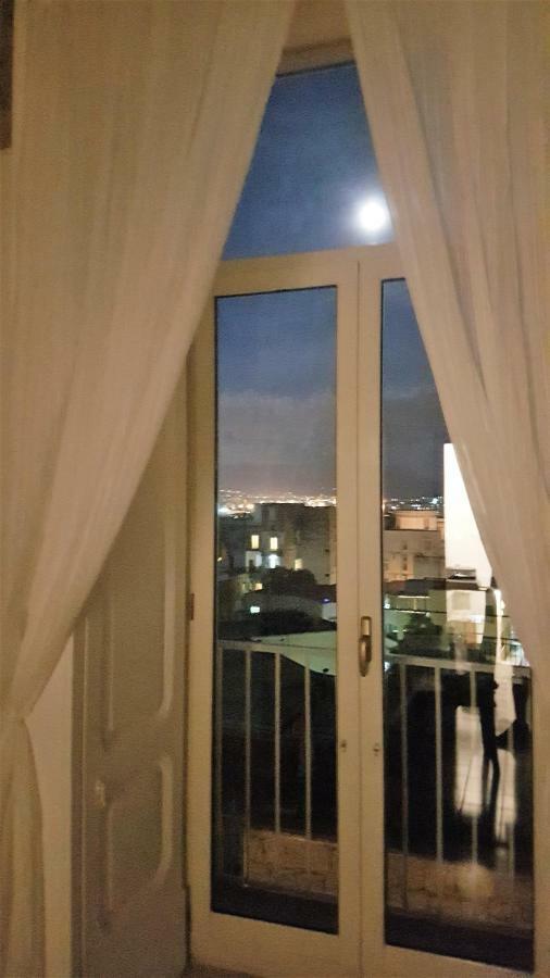 那不勒斯 Miracoletti38酒店 外观 照片